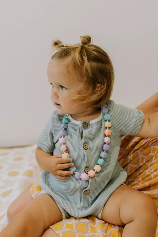 Jellystone Princess & The Pea Necklace - Pastel